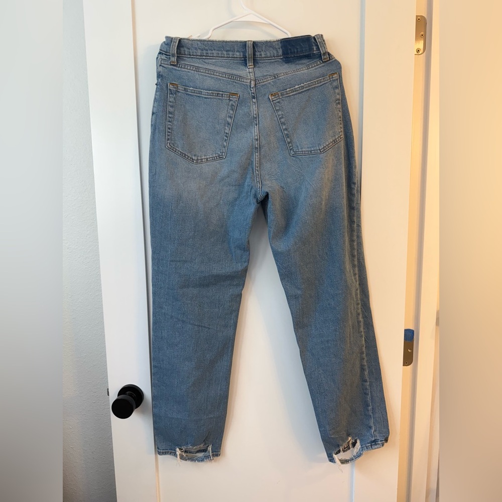 Abercrombie & Fitch Curve Love Ultra High Rise Ankle Straight Jean - Picture 5 of 12